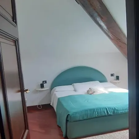 Giardino Sul ميناجيو